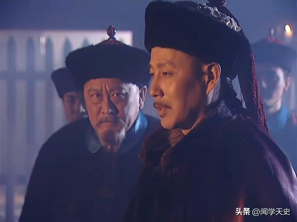 康熙大帝为什么被评为千古一帝?
说起康熙，他不光是会打仗、会治国，关键是在三百多