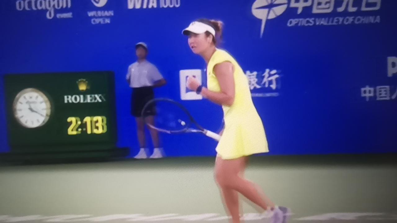 施晗🇨🇳在2026年10月12日武网女单第一轮对阵伊埃拉 的比赛中打出职业生
