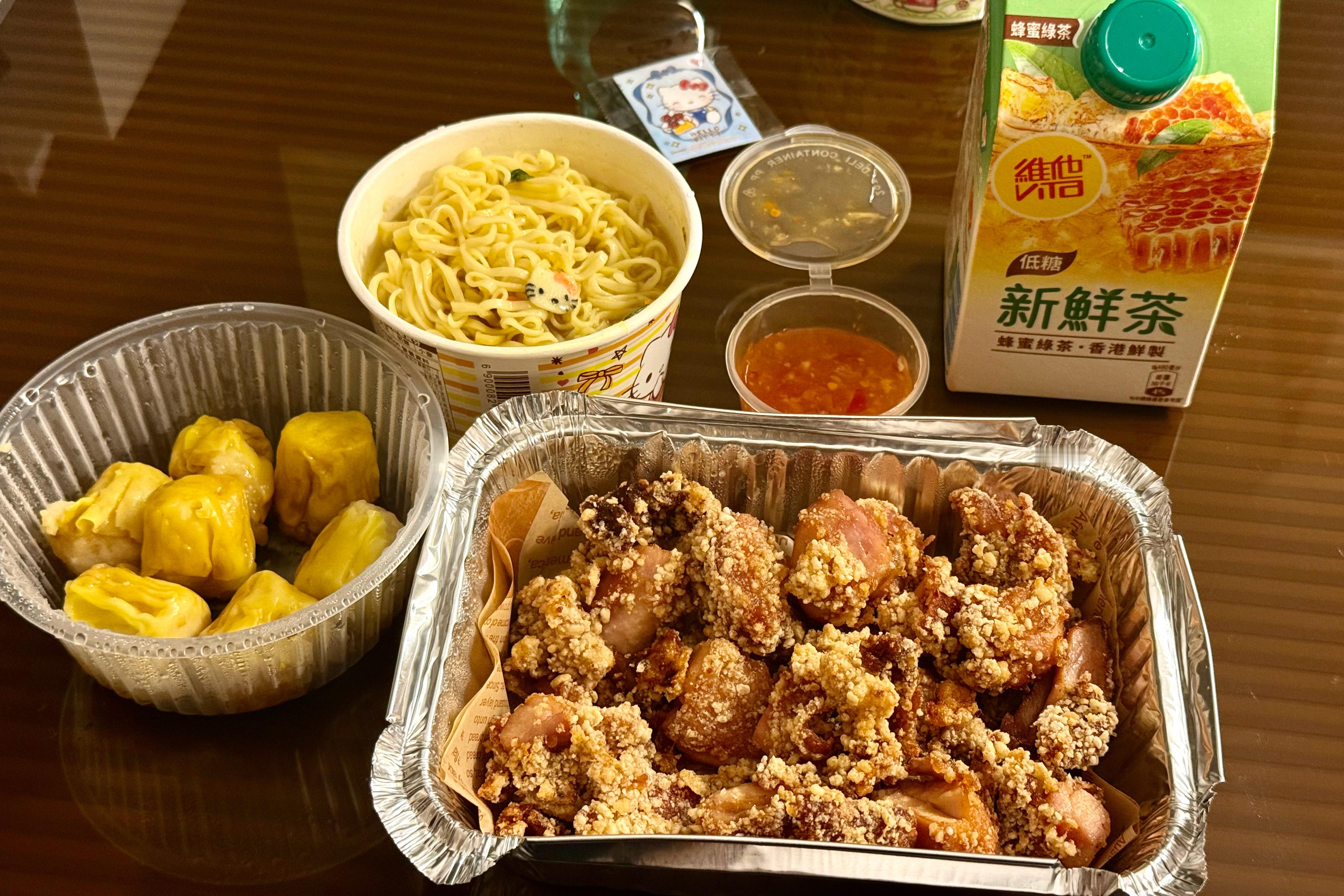 搞点儿夜宵，我该不会胖三斤回去吧