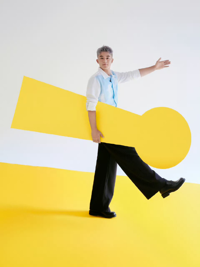 #欧豪32岁生日照#欧豪32岁 生日照🈶️，从歌手欧豪到演员欧豪，出道11年一