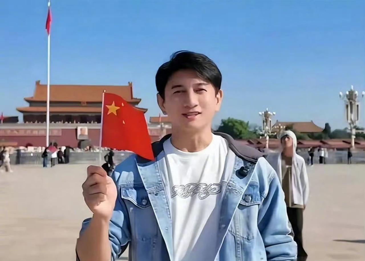 吴奇隆发文庆祝国庆，表达对祖国的祝福，本是再正常不过的爱国情感。台湾地区有关方面