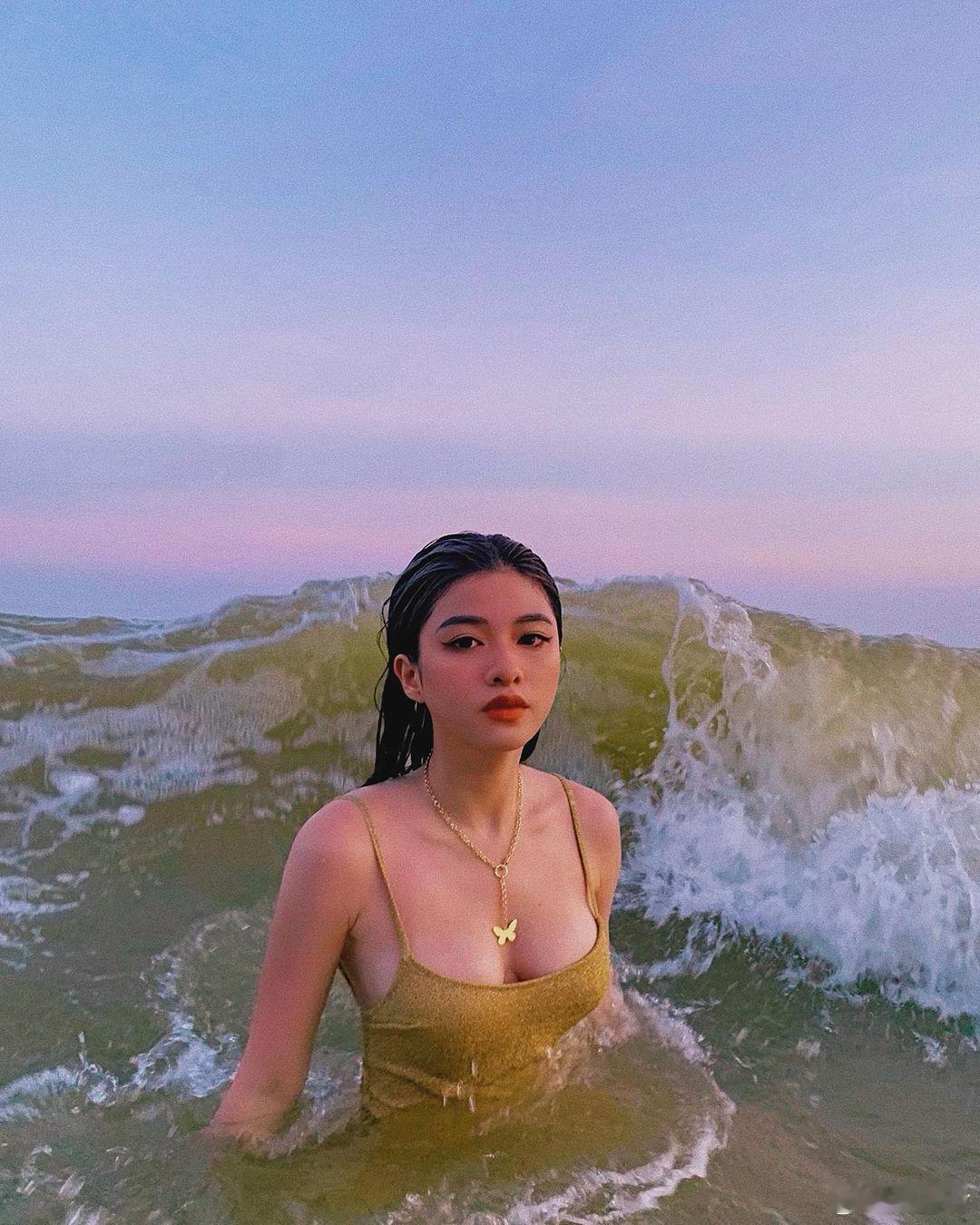 浪花妆造 ​​​