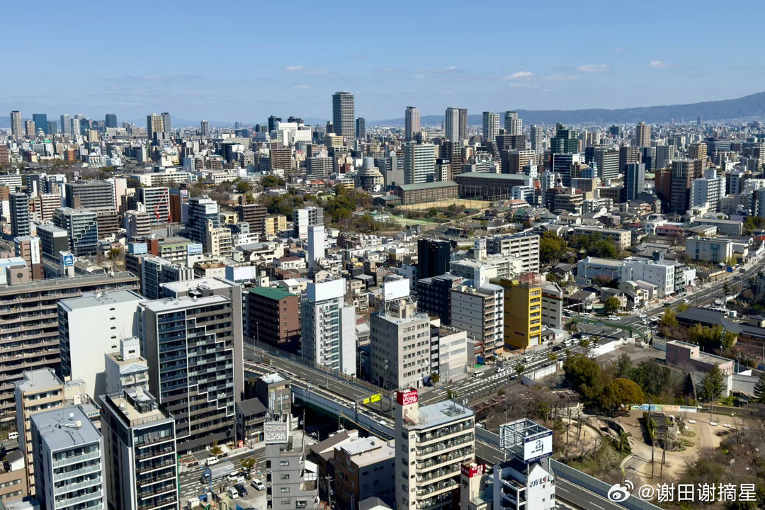 大阪通天阁来过大阪不知道多少次，第一次登上通天阁。通天阁始建于1912年，初高7