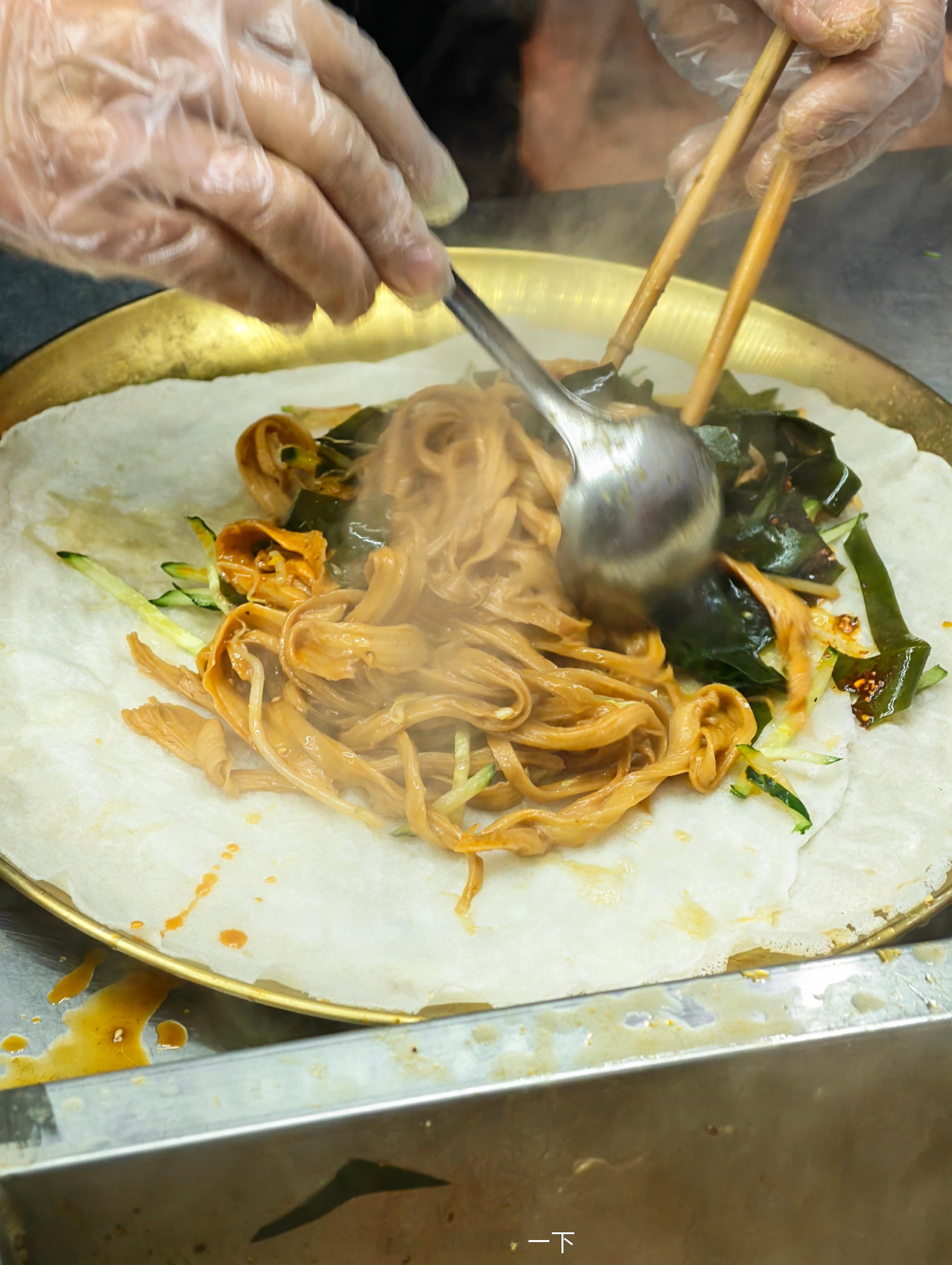 晚安朋友们，还得是阜阳卷馍