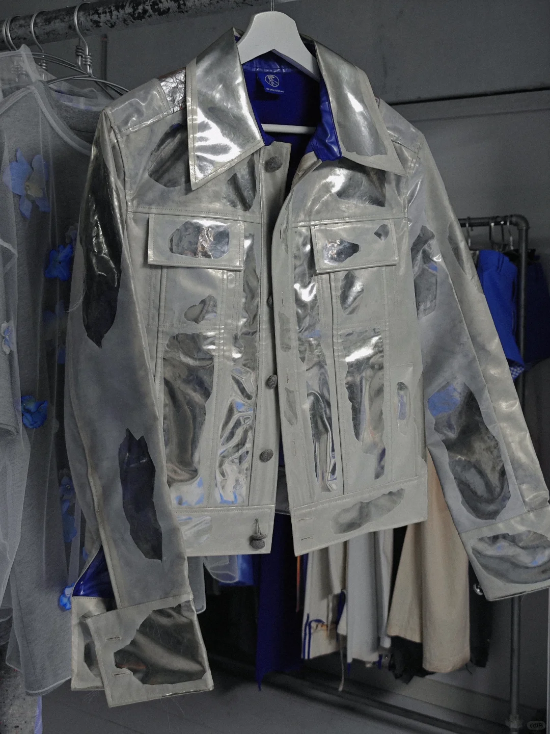 2017年的一款外套💙