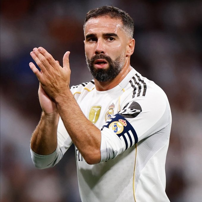 卡瓦哈尔几周以来一直表示他已经准备好上场比赛，但医生们坚持谨慎行事，担心他的膝盖