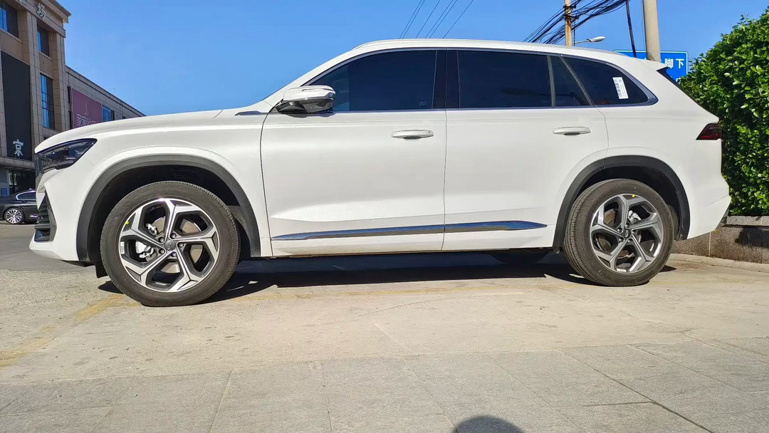要说十万出头热度长青的国产燃油SUV，吉利星越L一定榜上有名，上市多年一直保持很