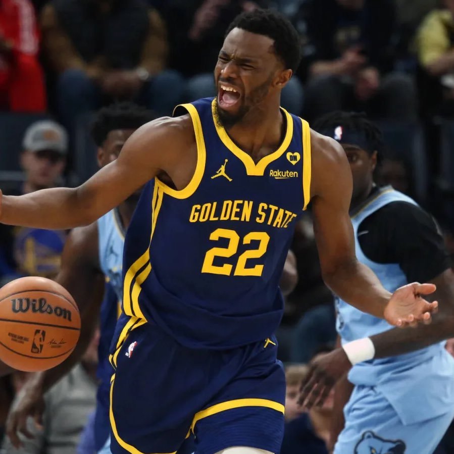 据美媒《体育画报》名记Chris Mannix报道：1️⃣卡鲁索已成为勇士的头号