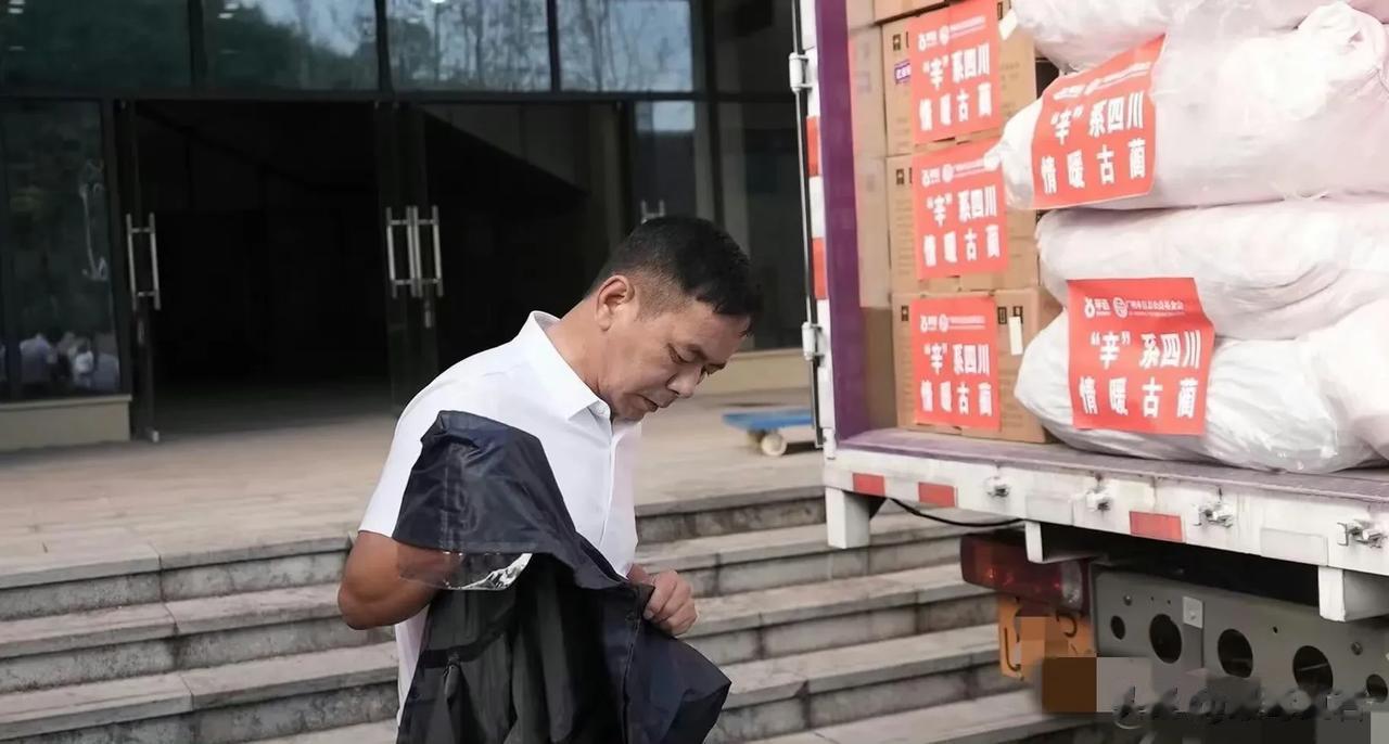 【为何太原老葛一年内无法模仿辛巴做公益？】辛巴虽不在江湖，但江湖始终有他的回声，