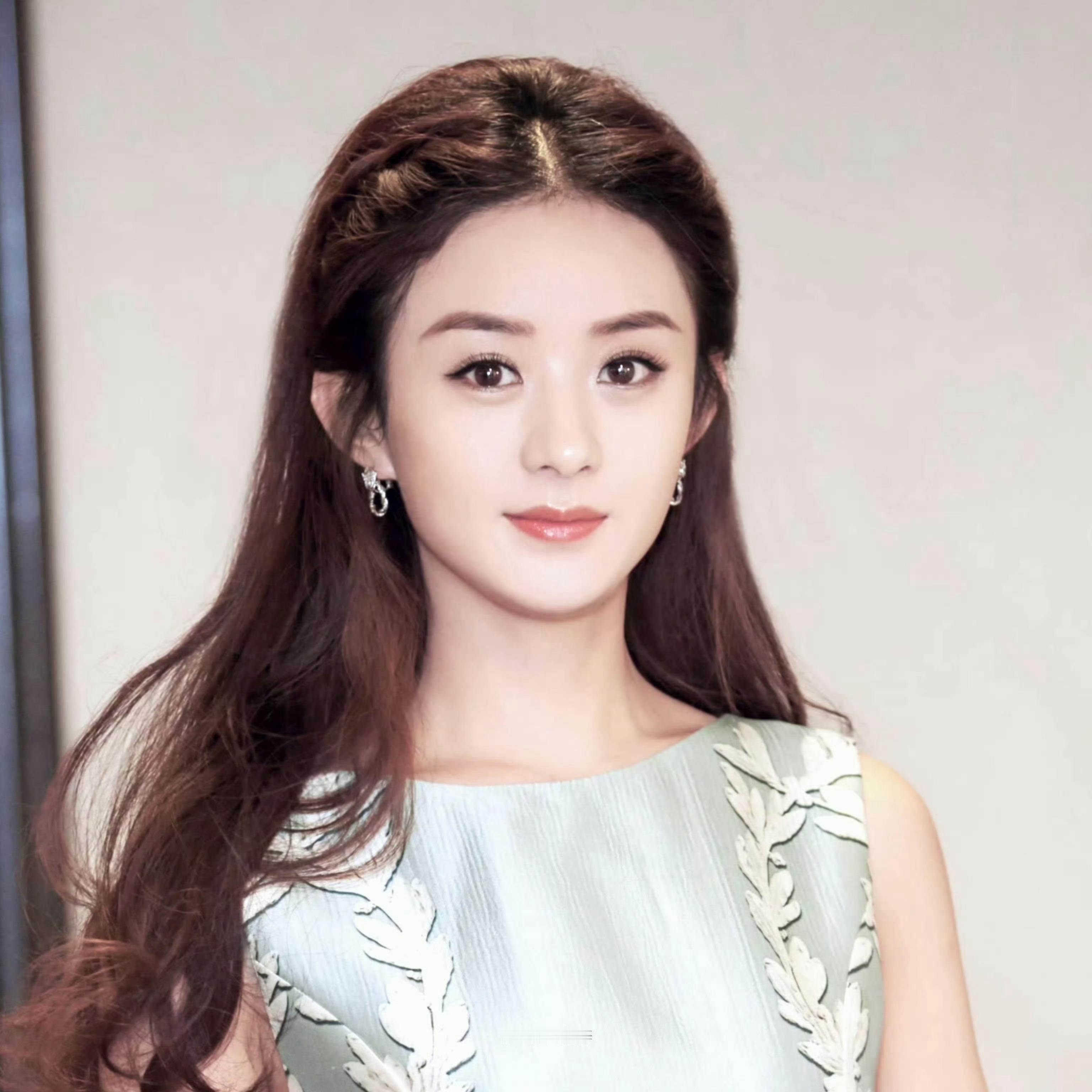 赵丽颖 zly赵丽颖出道二十周年 zly二十春秋同伴颖,万里乘风且徐行 露珠在凌