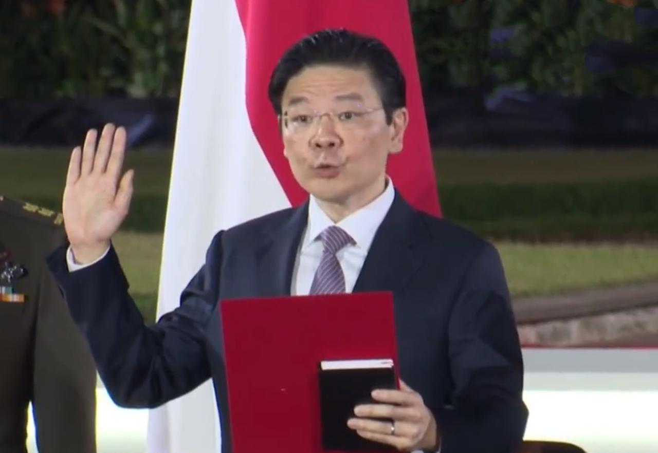 新加坡总理哭了，民众却说“活该”？这滴眼泪，流得太廉价。

2026年了，还在幻