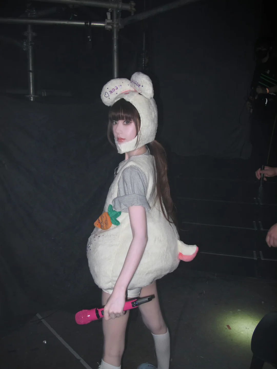 后台捉到一只可爱兔🐰