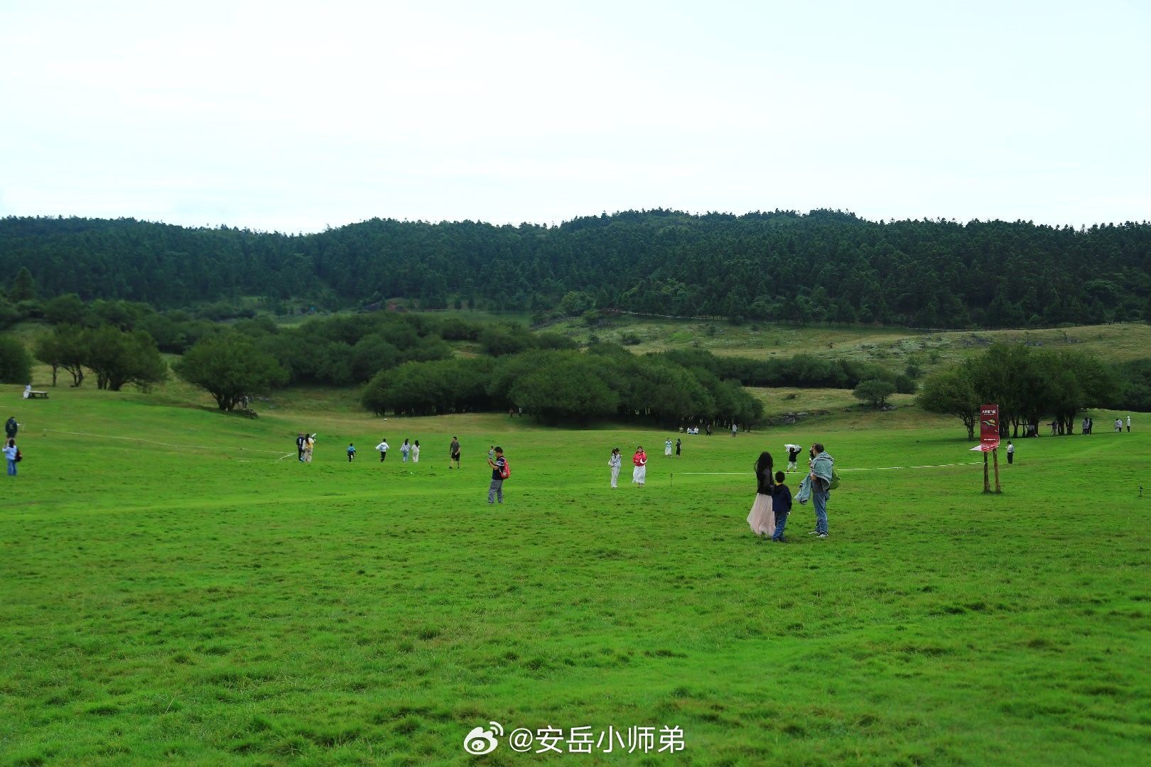 升学宴35桌无人上桌 升学宴35桌宾客寥寥，其实早已道出人情的本质：自家满心欢喜