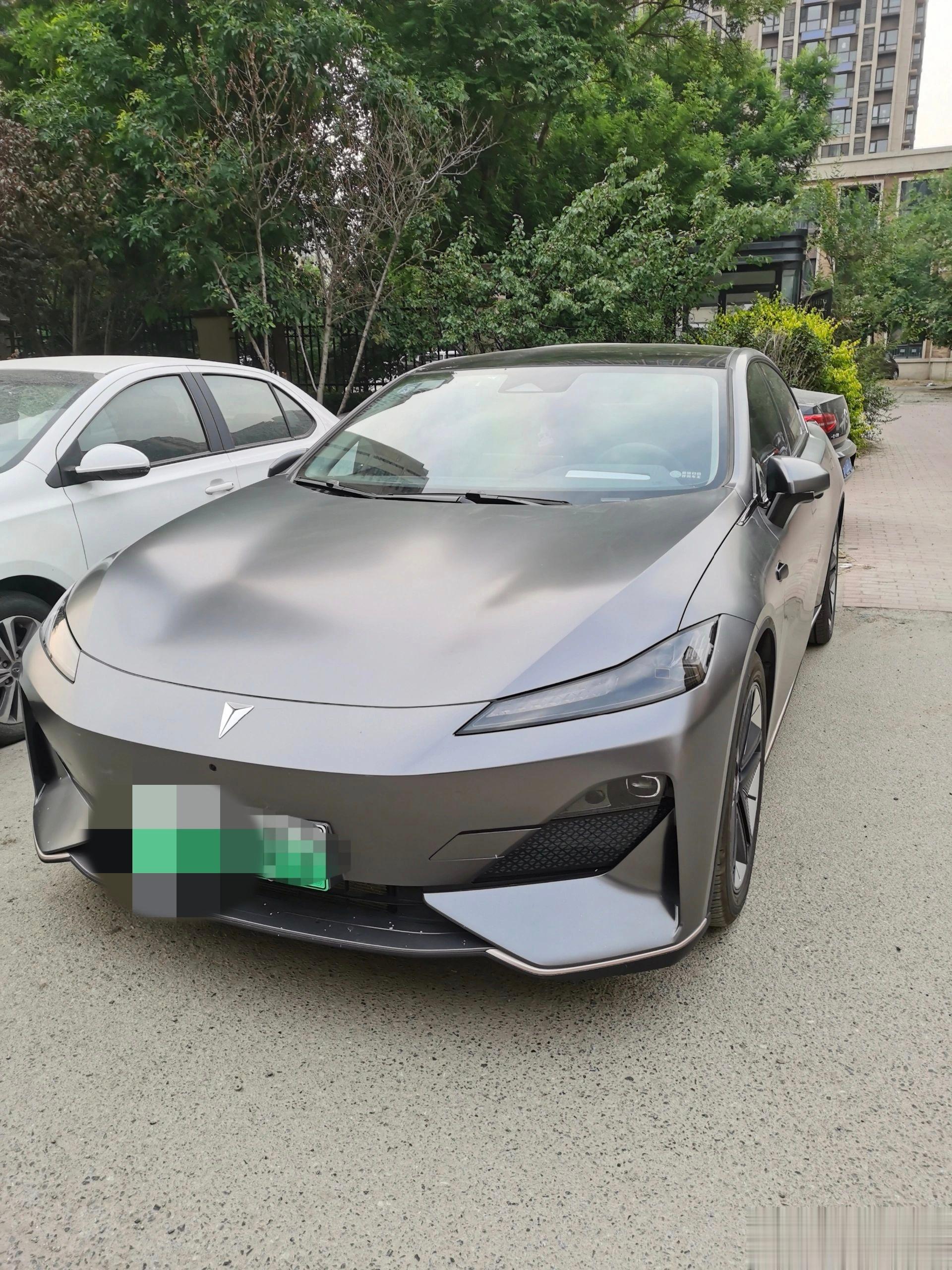 谁能告诉我这是什么车？价位是多少？性能怎么样？ ​​​