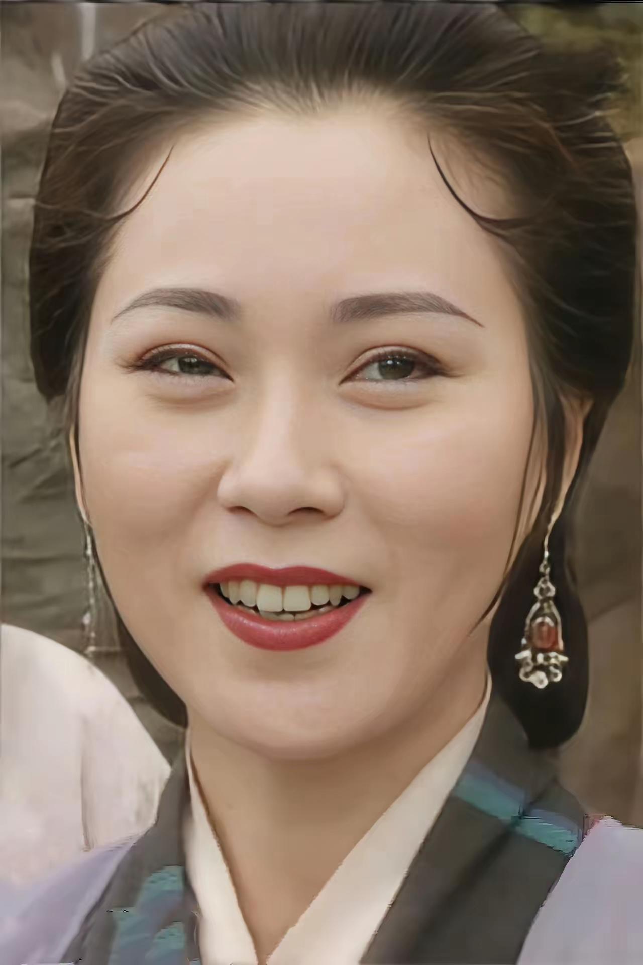 中年黄蓉
