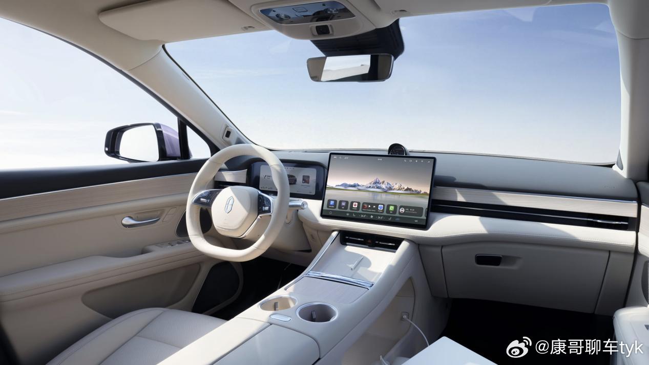 问界下线第100万辆整车 “AITO问界第100万辆整车下线”标志着跨界融合新模