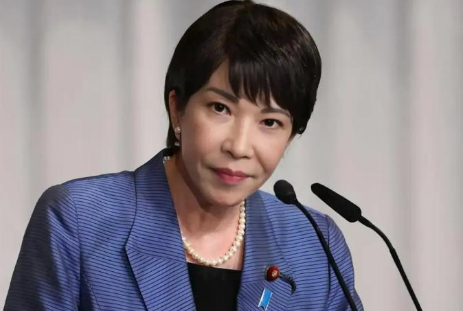 高市早苗一边拜鬼一边求和，中国“四箭齐发”教做人：想吃饭就别砸锅！

4月，高市