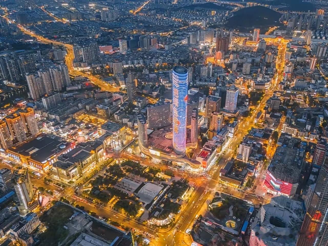看图猜城市，这是偏北方的一个城市，那么它是哪里？