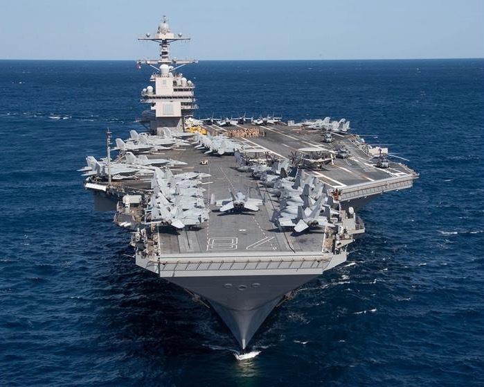 中东的海空力量在激增。一触即发。拭目以待。

航母：
已部署的林肯号航母。航母上