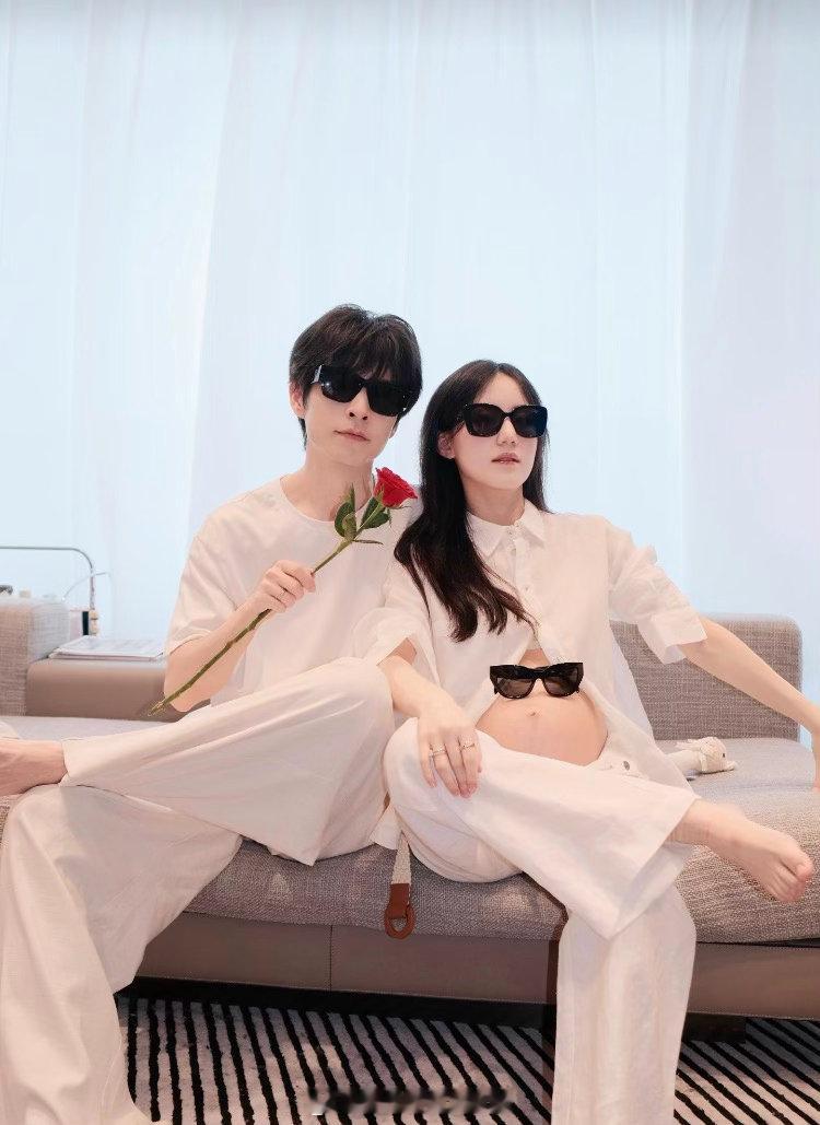 郭文韬曾说自己是河南女婿刷到官宣直接愣住，之前还在节目开玩笑是河南女婿，悄咪咪就