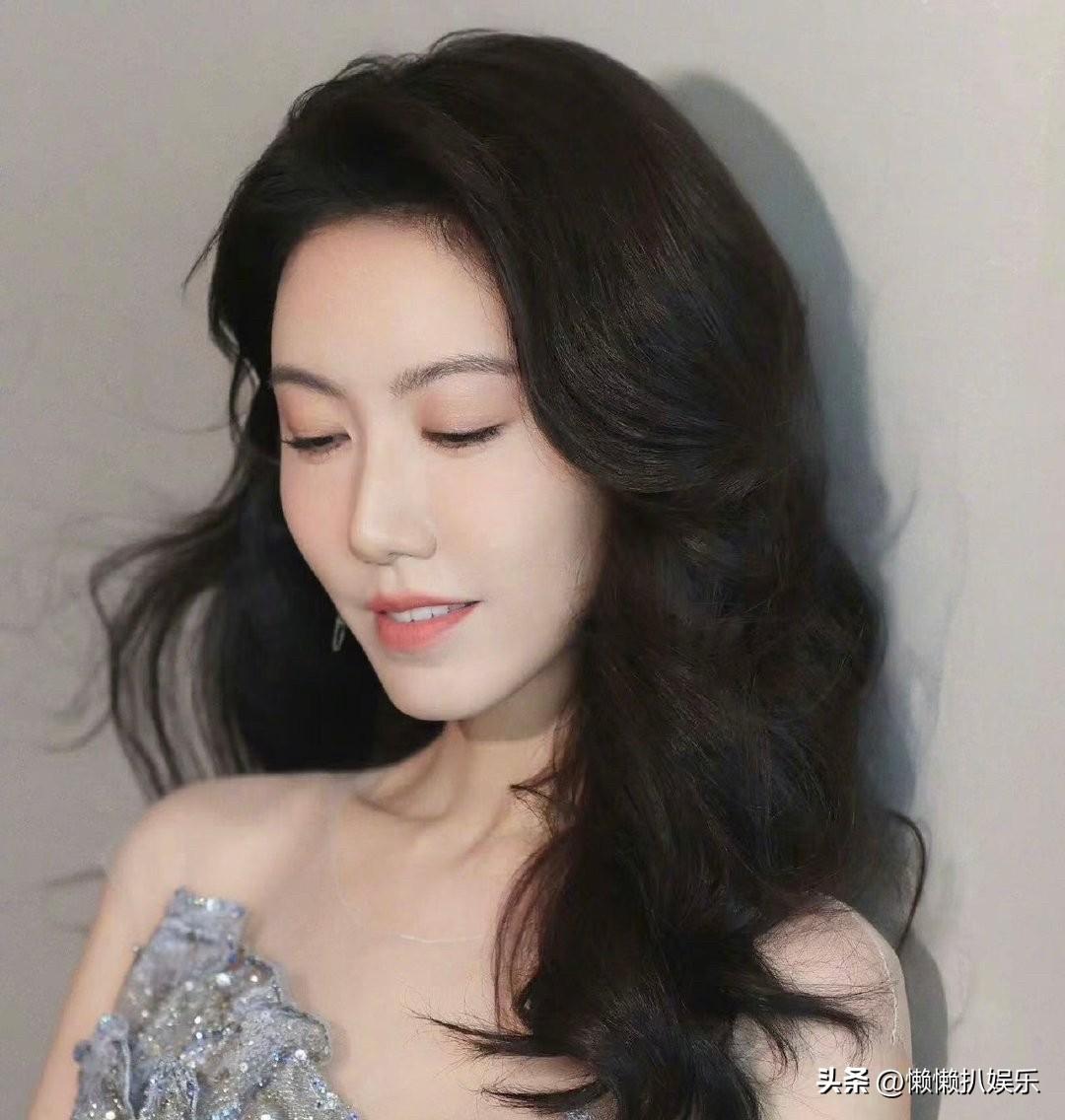 高露，姜妍，王晓晨
许晴，瞿颖，颜丙燕
蒋勤勤，陈数，杨童舒
你们是中年女演员，