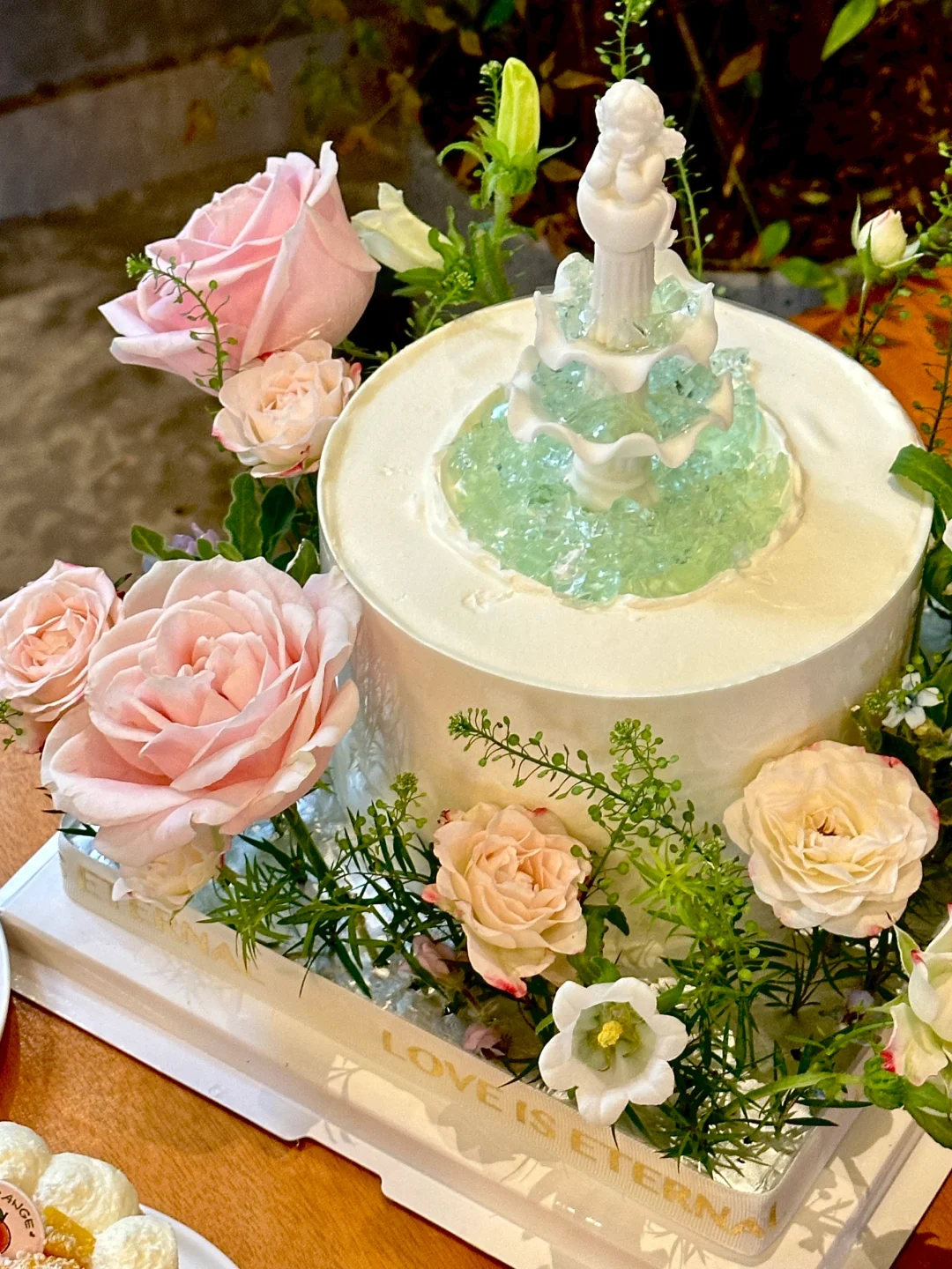 被朋友圈问爆的⛲️莫奈花园许愿池蛋糕….