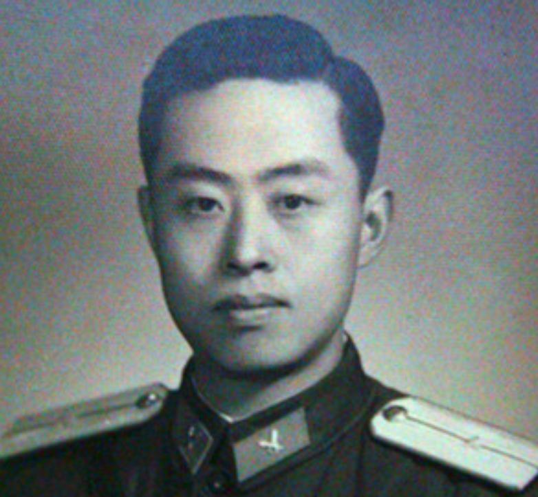 1951年全国开展打贪风暴，毛泽东询问贴身警卫李银桥：我去世后你会贪污吗？
19