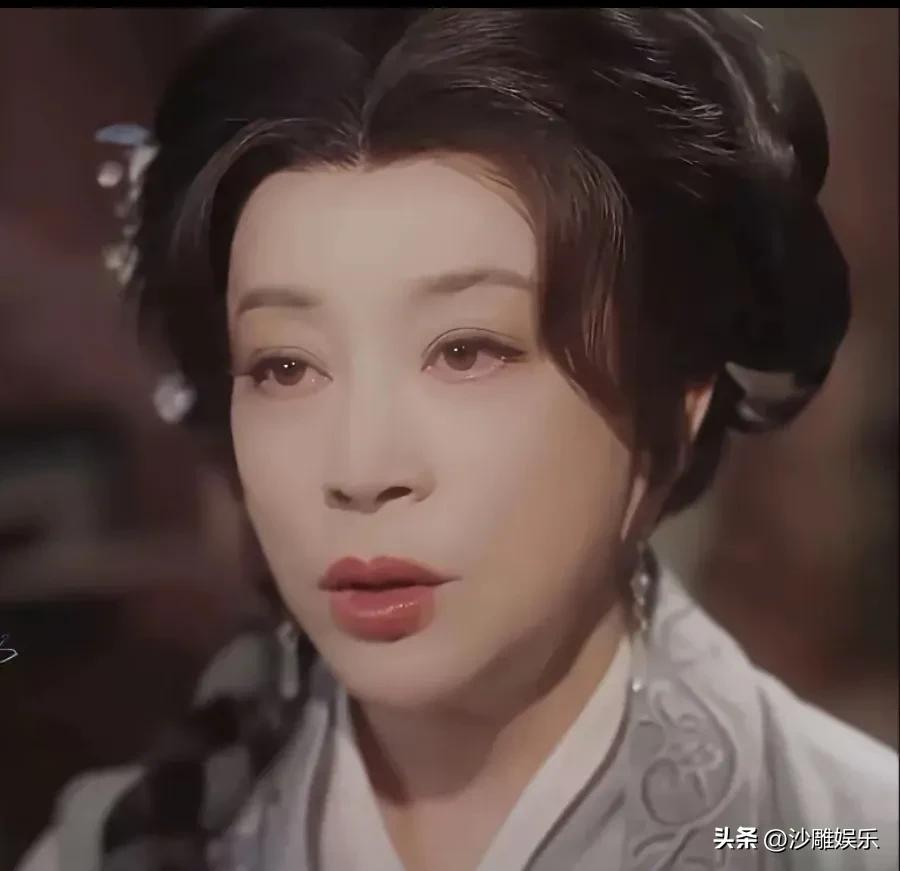 刘晓庆，激动连续发文！

3月2日，刚过完75岁生日不久的刘晓庆，突然在社交平台