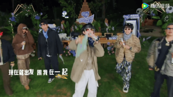 胡先煦藏语rap燃起来了 胡先煦这藏语rap一出手就知道不简单，节奏把握得超棒，