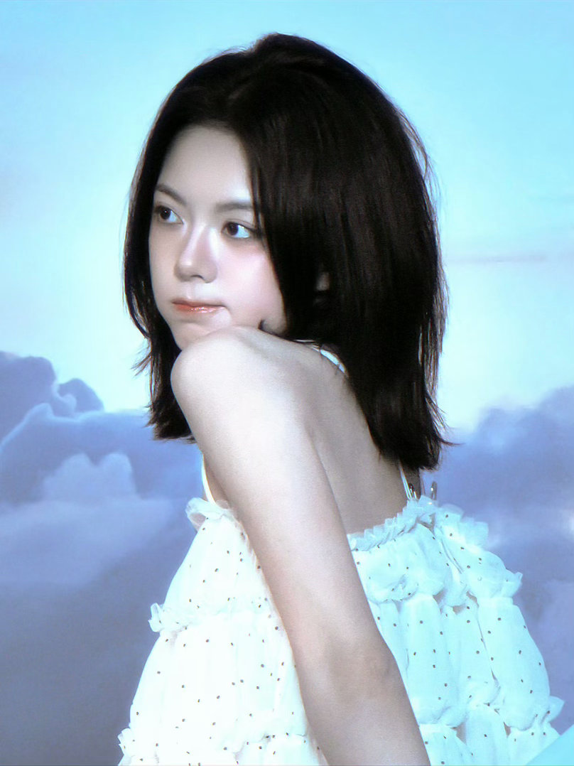 赵今麦赵今麦徐迟 🌾赵今麦无可替代“我将你写进书里，掀开书页，字迹在阳光下发光