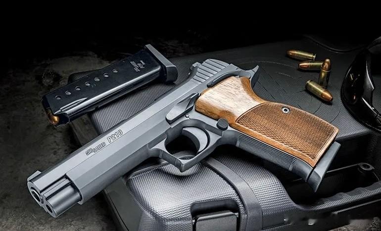 SIG Sauer P210