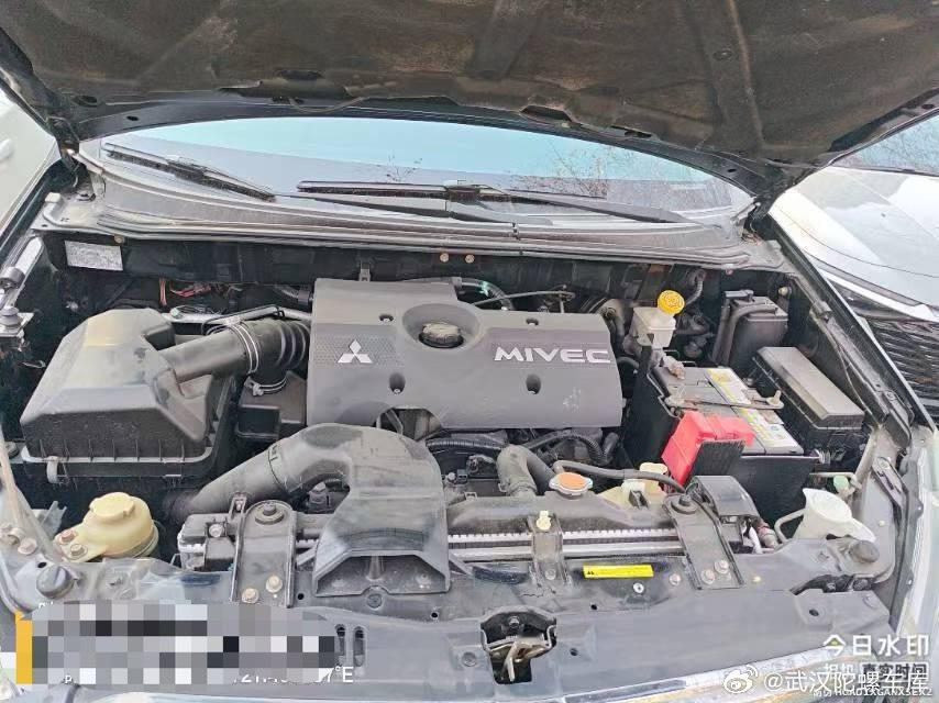 时隔多年终于又买到了！！13年底的三菱君阁 2.0L手动挡7座仅8万多公里 车况