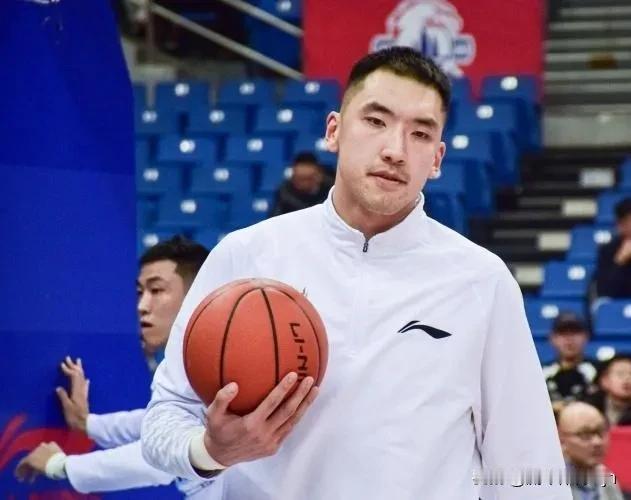 要点脸吧！山东男篮86：103不敌辽宁男篮，一战让我们彻底认清这3位球员。

1