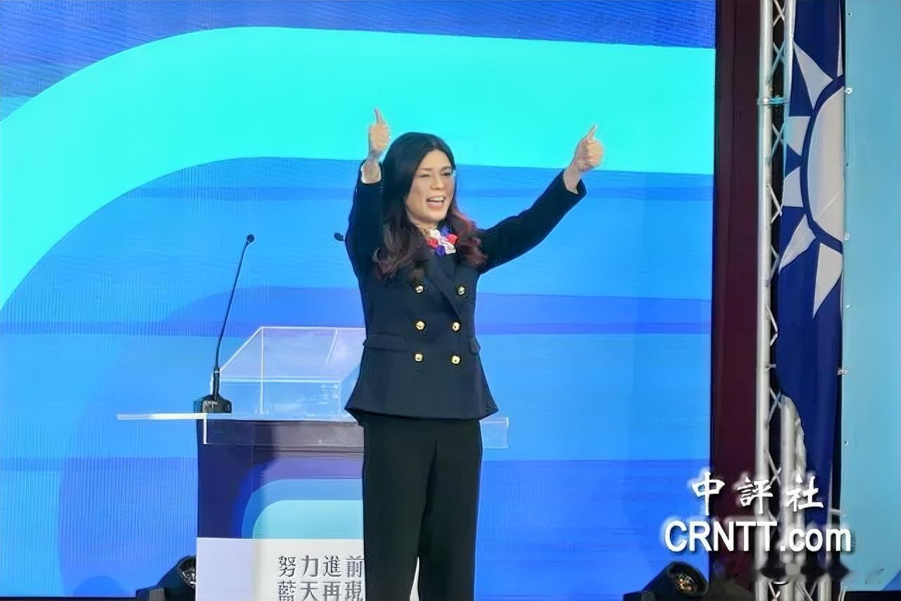 ⚡🔥深度观察！吴伯雄出席国民党全代会、与郑丽文完成薪火交接，释放多重信号📊