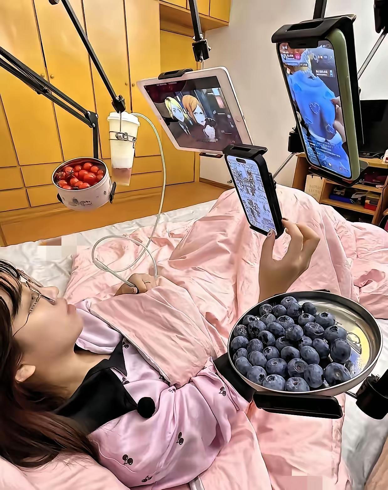你这比躺医院都舒坦，这谁娶了不得倒霉啊[泪奔]