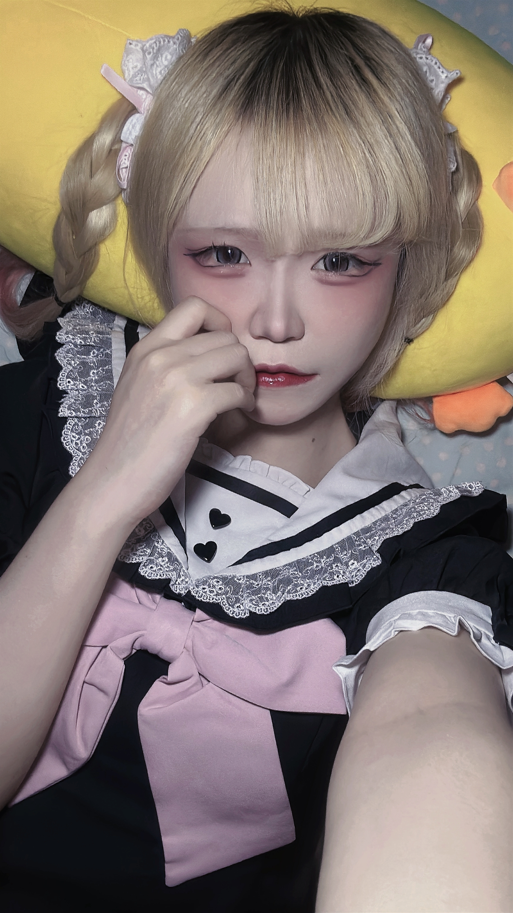 この世界、ずっと叩いてくるのキミのいる場所うに、逃げていいかなぁ🥺💕 
