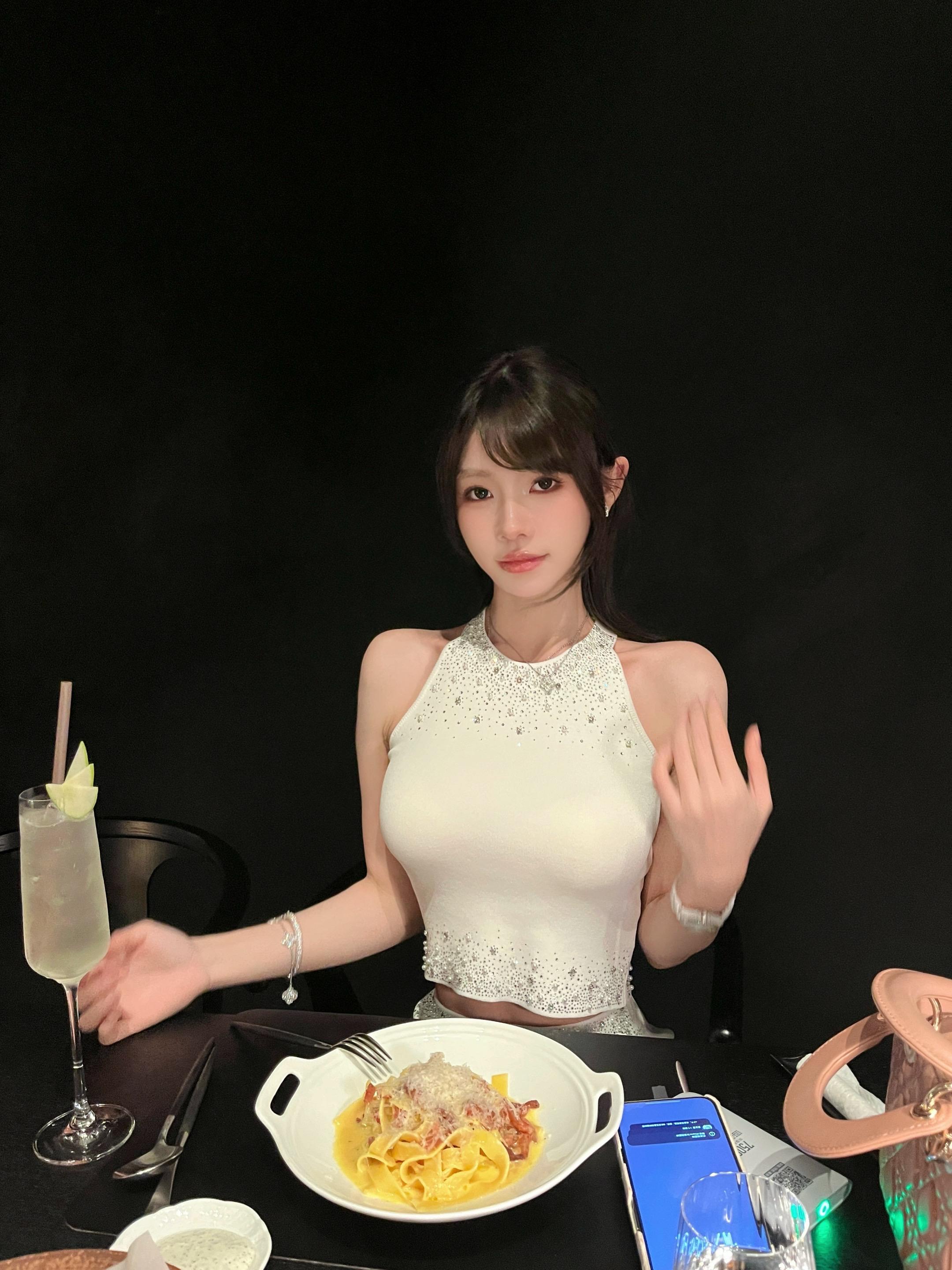 Eddy哥 香香照片我拍了 眼神够呆吗 什么时候拿到大结果