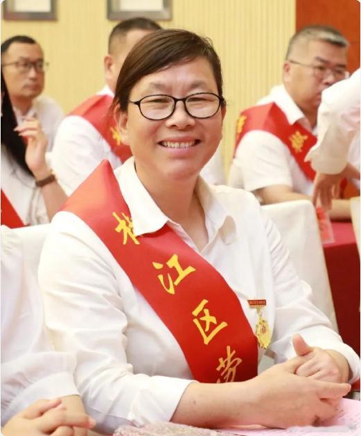 26年坚守台州的她让上千人有了家一件白褂、一身朴素，“民间救助达人” 陈雪兰 2