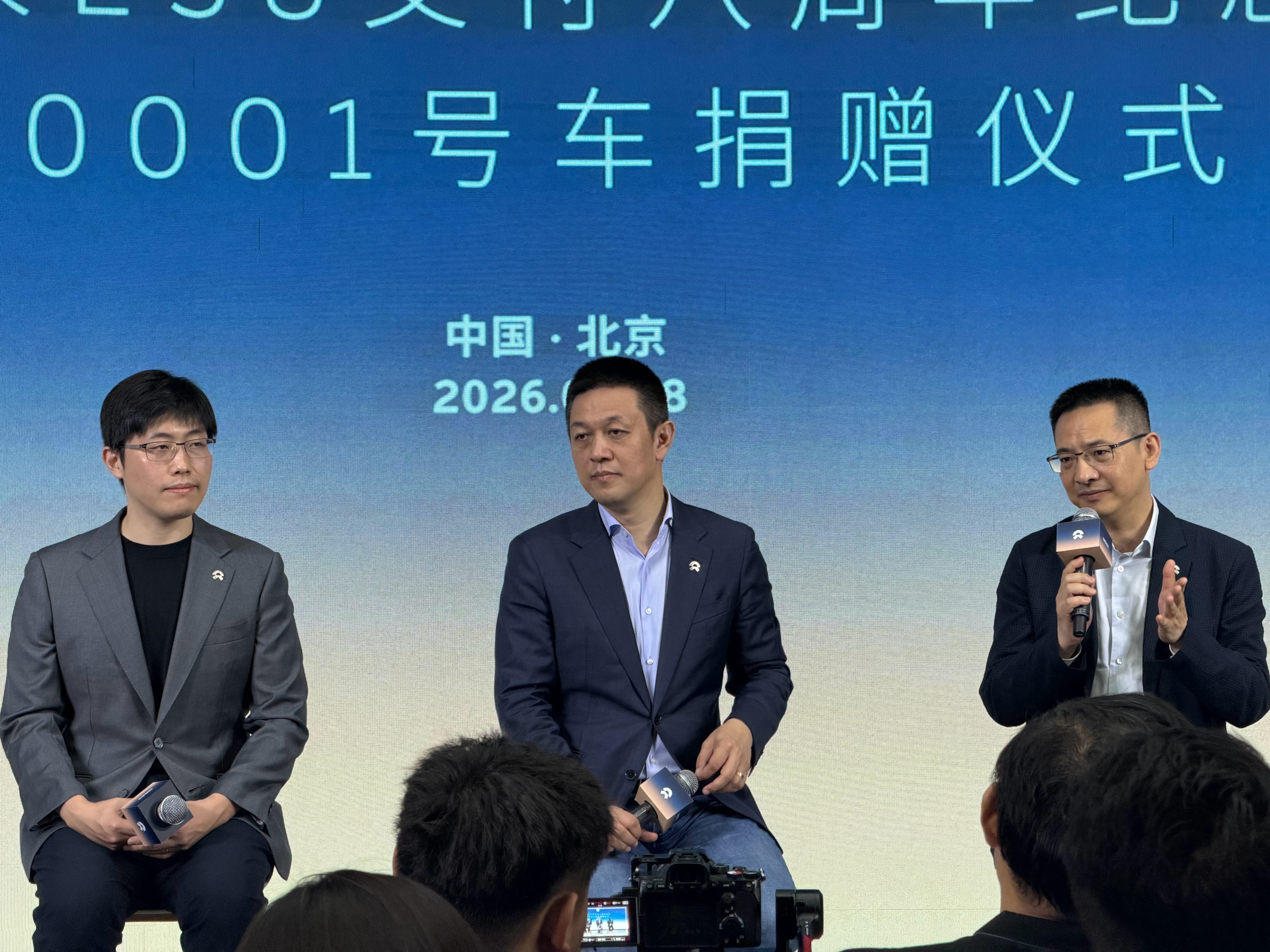 蔚来秦力洪：2025年Q1，中国市场大五座SUV的纯电和增程销售比例是1：23；
