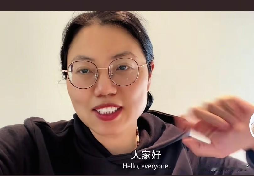 夏天妈妈冲美国，她早就宣布不需要为经济发愁，有人养了！
老公人很好，追求了很久，