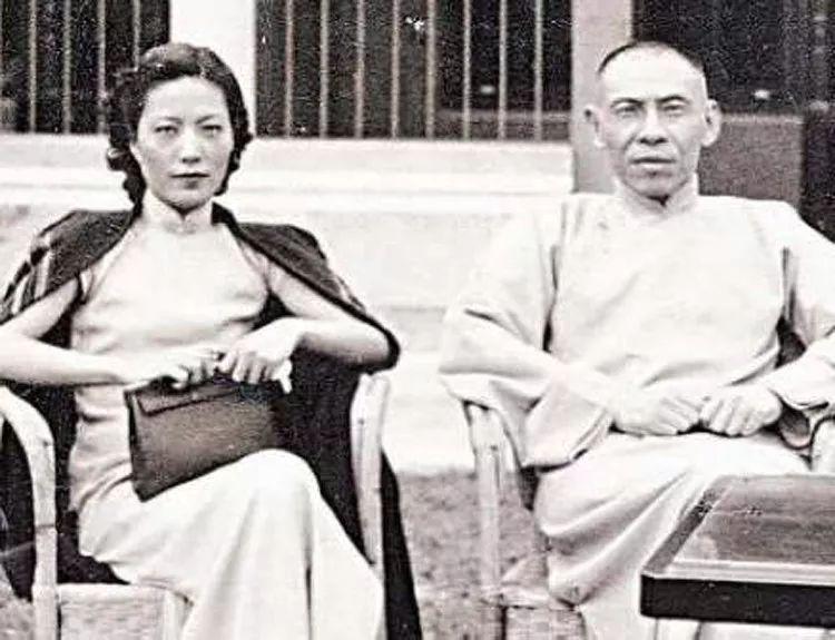 五万大洋。这个数字，在1920年代的上海能买下一整条弄堂的房子。但对林桂生来说，
