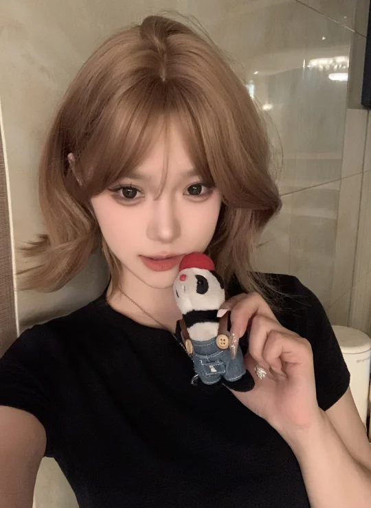 尝试一下假发～