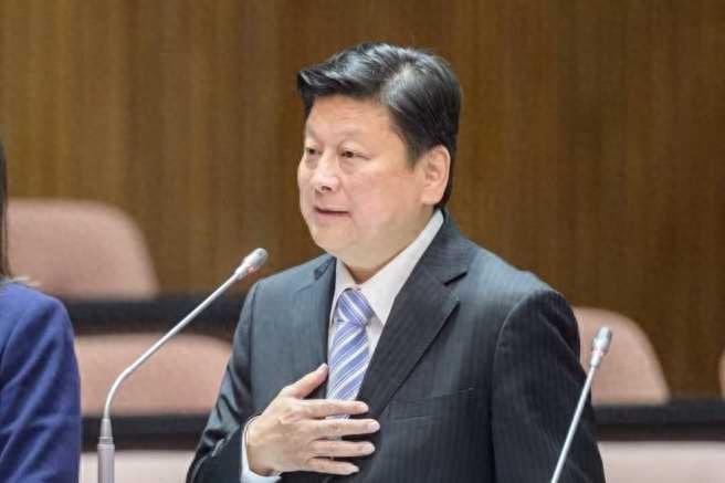 傅崐萁：希望柯建铭保住总召后  对抗赖清德
 
国民党团总召傅崐萁今天在立院表示