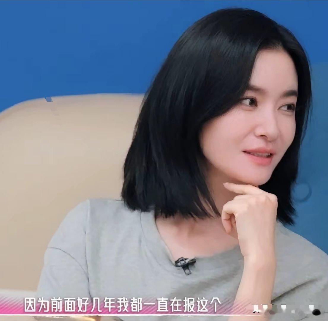 李晟对谢娜说，四五年没戏拍，连续几年报名“浪姐”都被刷下来。9月3日，谢娜对谈李