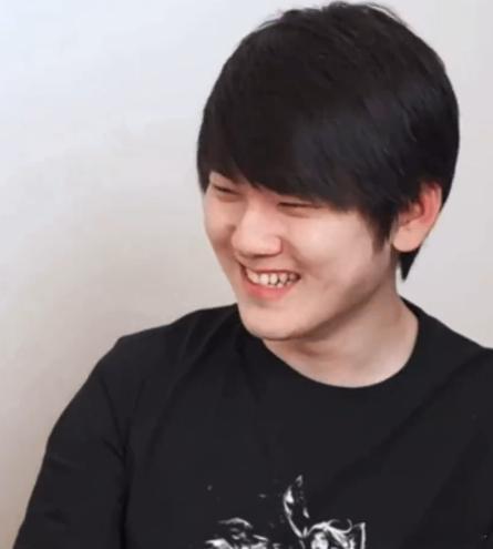 看JackeyLove不烧心！直接把Hope爆了，所以说lpl赛季冠军到底有没有