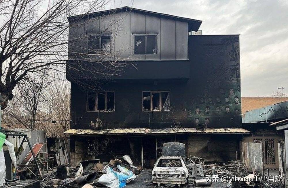 【伊朗仍有暴力活动】
    昨天夜间，尽管美以情报人员背后搞了不少小动作，但在