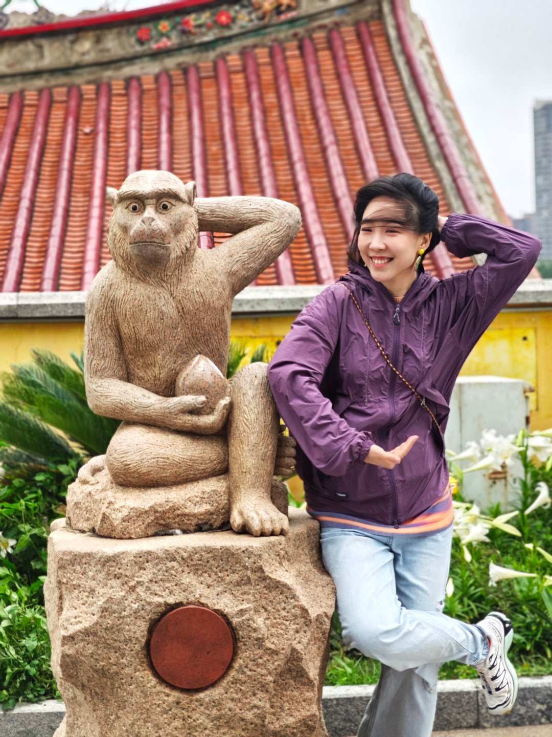 男生们，镜头前的岁月静好都是假的！！女生为了拍照真的是拼了~我已经被吹的有点神志
