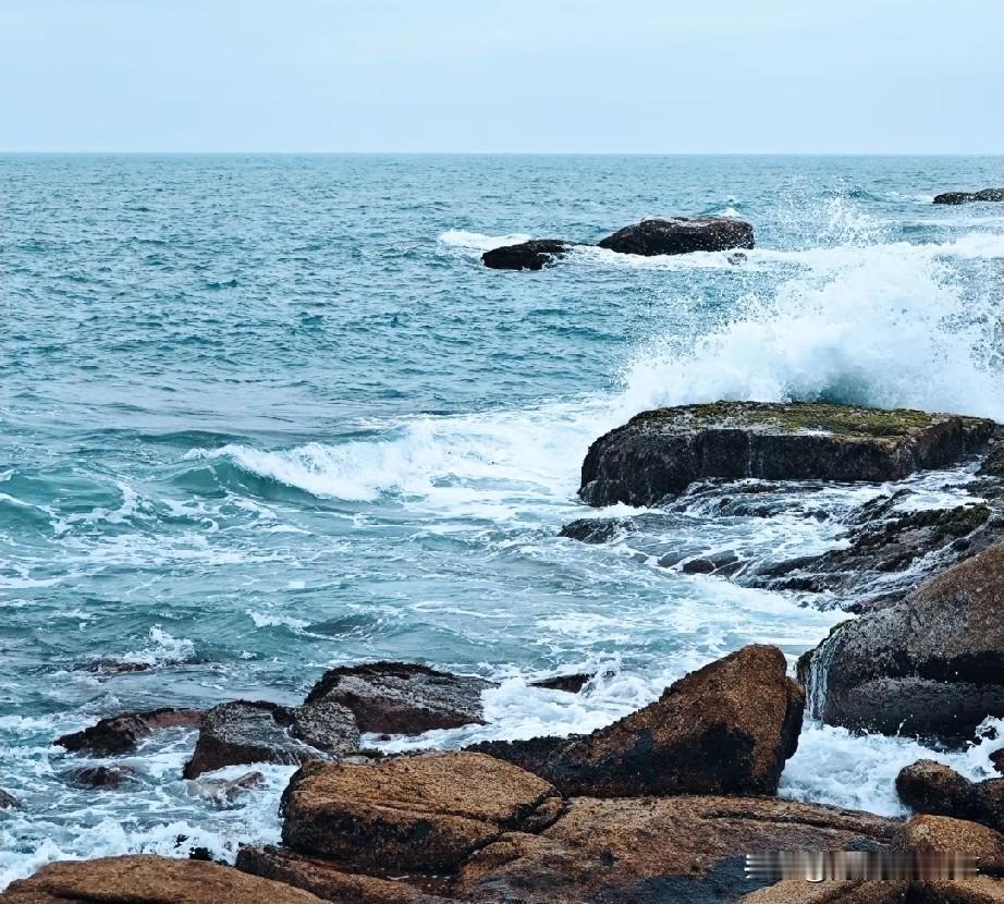一位经济学家说了一段引人深思的话：“一旦发生战争，银行的存款大概就没有了，金子可