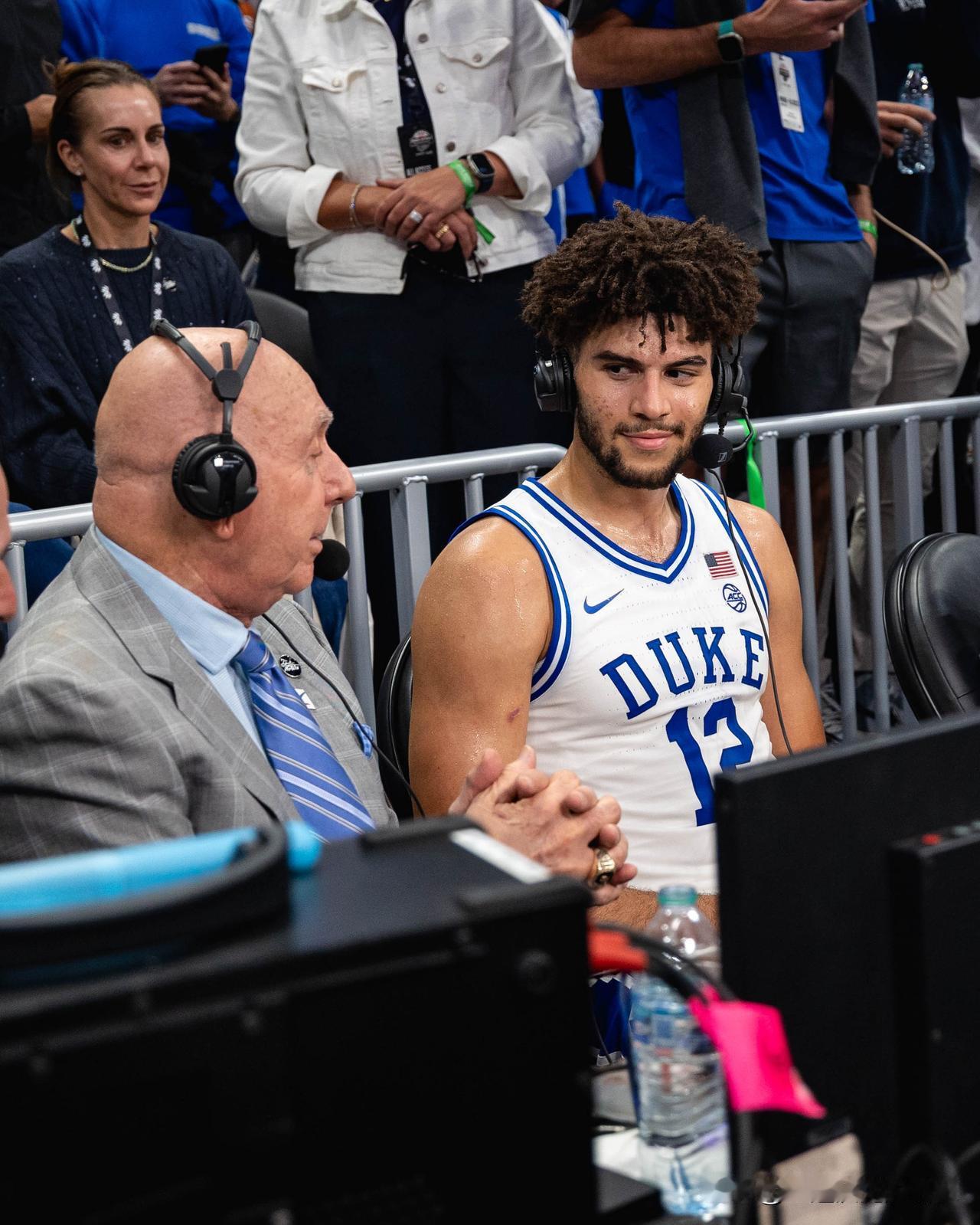 前锋Cameron Boozer赛后透露，他在上半场表现不佳得分挂零，中场休息时