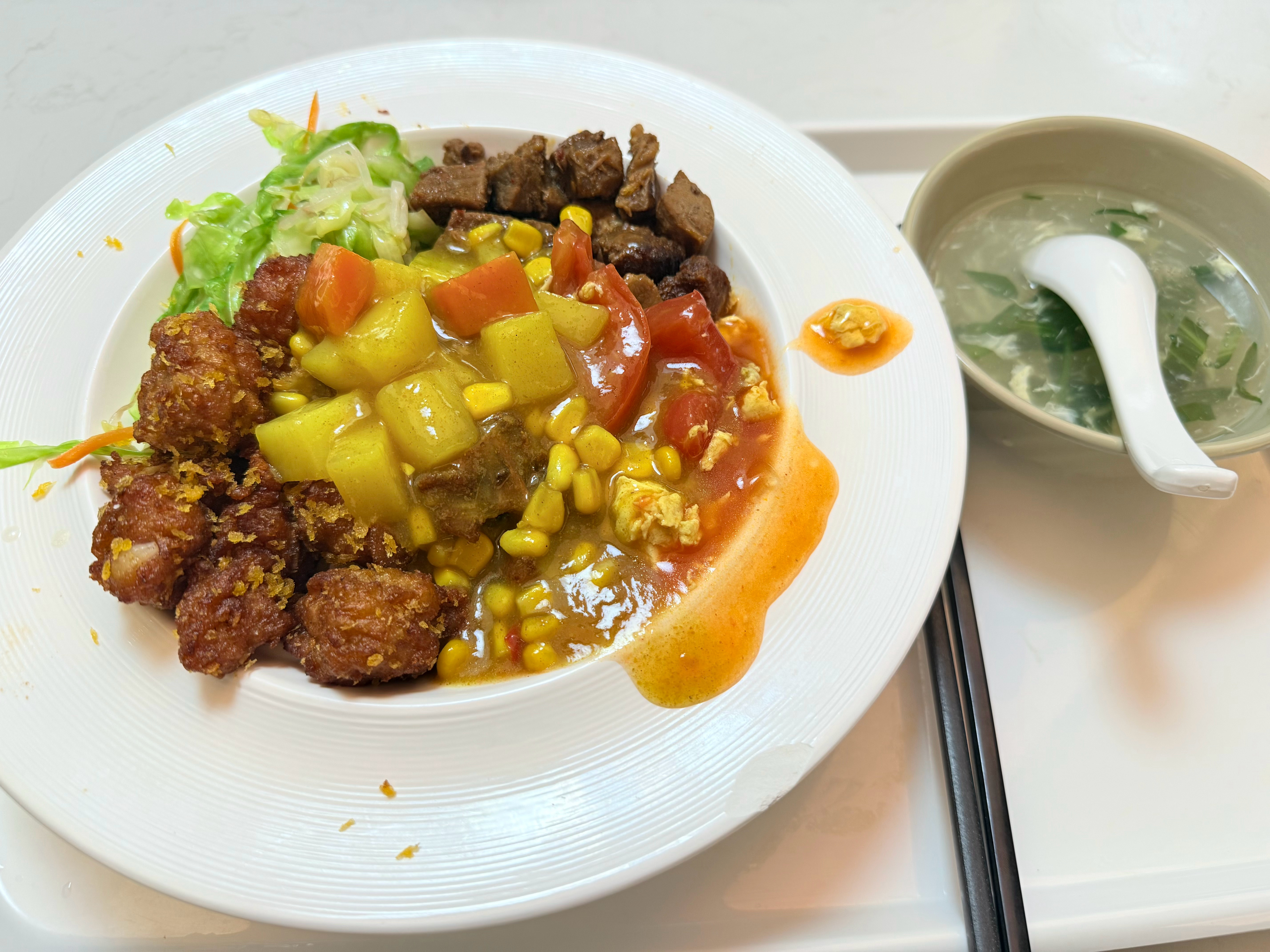 草地赛季开工餐！🌱稍后19点腾讯体育，wta500 女王杯女单1/4决赛前两场